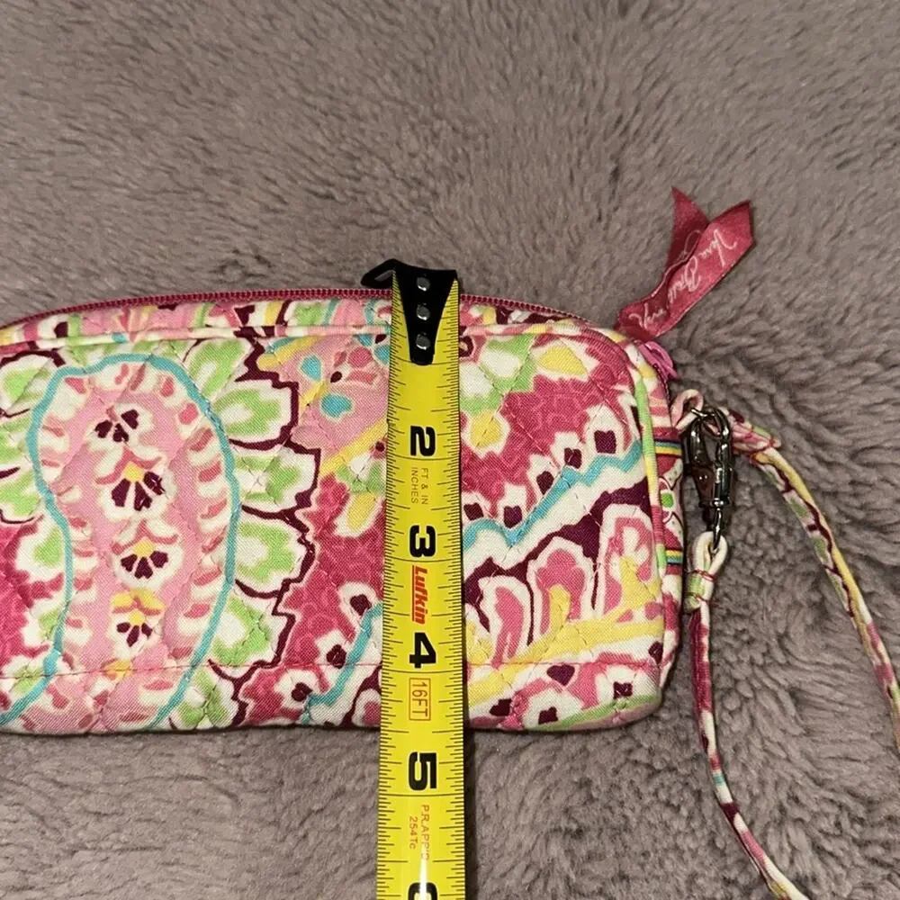 RETIRED: Vera Bradley | Capri Melon Wristlet Handbag